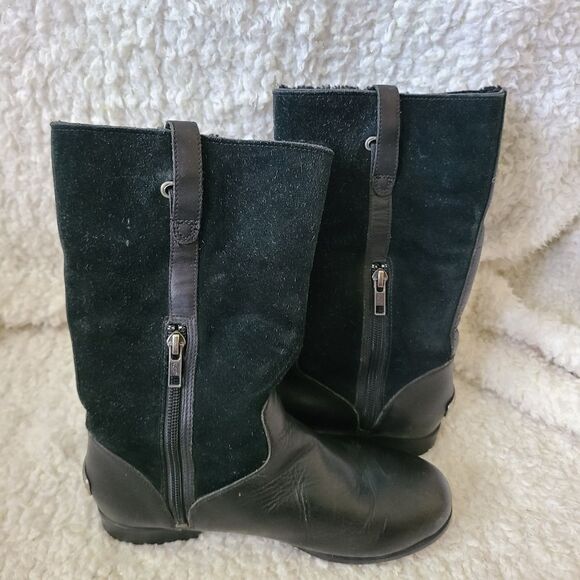 UGG Bellvue black leather sheepskin lined moto style‎ boots size 6 - Picture 4 of 12